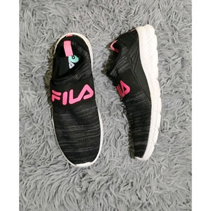 Fila Slip On Women's Size 6.5 Black And Pink Athletic Shoes 5CM00502-973